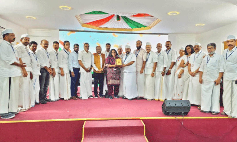 ‘ചരിത്രം അദൃശ്യമാക്കിയ മുറിവുകള്’; സാംസ്കാരികസദസ്സും പഠന ക്യാമ്പും ‘ചരിത്രം അദൃശ്യമാക്കിയ മുറിവുകള്’; സാംസ്കാരികസദസ്സും പഠന ക്യാമ്പും