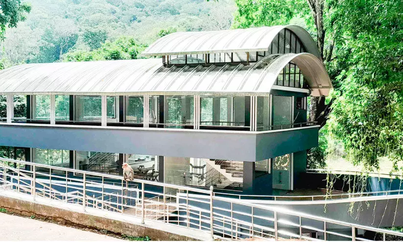 തേക്കടിയിലെ പുതിയ കെട്ടിടത്തിൽ ഭക്ഷണശാലക്ക്​ കാത്തിരിപ്പ് നീളുന്നു