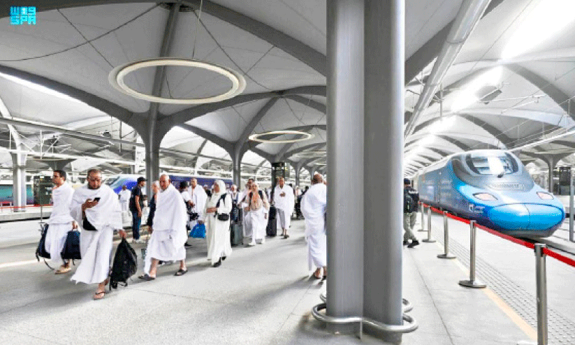 മക്കയിലേക്ക് ആഭ്യന്തര തീർഥാടകരുടെ പ്രവാഹം ആരംഭിച്ചു മക്കയിലേക്ക് ആഭ്യന്തര തീർഥാടകരുടെ പ്രവാഹം ആരംഭിച്ചു