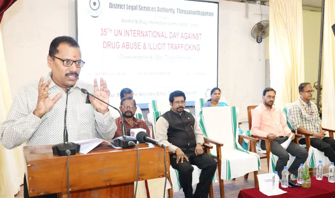 ലഹരി മാനവരാശിയുടെ വൻ വിപത്ത്; യുവാക്കൾ കരുതിയിരിക്കണമെന്ന് ജില്ല ജഡ്ജ്