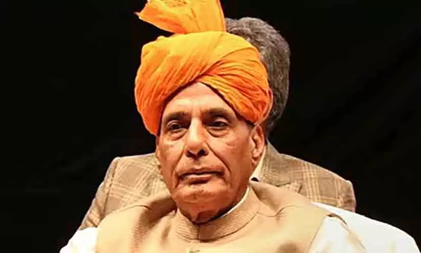 ഞങ്ങളെല്ലാം കഴിയുന്നത് ഒരു കുടുംബം പോലെ; ബറാക് ഒബാമയുടെ ​ഇന്ത്യയിലെ മുസ്‍ലിംകളെ കുറിച്ചുള്ള പരാമർശത്തിന് മറുപടിയുമായി രാജ്നാഥ് സിങ്