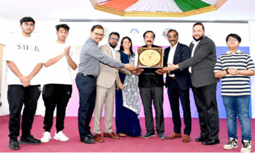 വിനോദ് നായർക്ക് ഇന്ത്യൻ കമ്യൂണിറ്റിയുടെ ഹൃദ്യമായ യാത്രയയപ്പ്