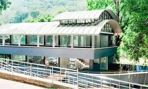 തേക്കടിയിലെ പുതിയ കെട്ടിടത്തിൽ ഭക്ഷണശാലക്ക്​ കാത്തിരിപ്പ് നീളുന്നു