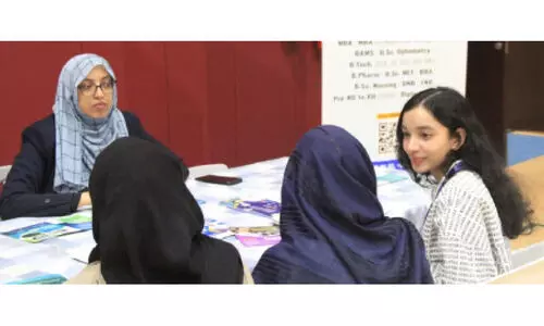 ഒ​യാ​സി​സ് ഇ​ന്റ​ർ​നാ​ഷ​ന​ൽ സ്കൂ​ളി​ൽ ക​രി​യ​ർ ഗൈ​ഡ​ൻ​സ് ഫെ​സ്റ്റ്