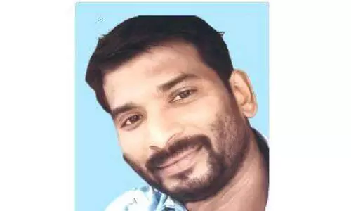 വാ​ക്കു​ത​ർ​ക്ക​ത്തി​നി​ടെ ത​ല​ക്ക​ടി​യേ​റ്റ് മ​ല​യാ​ളി ഖു​വൈ​നിൽ കൊ​ല്ല​പ്പെ​ട്ടു