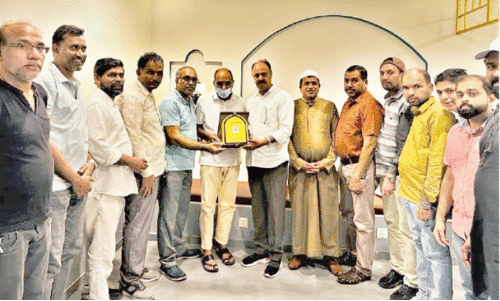 20 വർഷത്തെ പ്രവാസം മതിയാക്കി നാട്ടിലേക്ക് മടങ്ങുന്ന അബ്ദുല്ല ചന്തേരക്ക് യാത്രയയപ്പ്