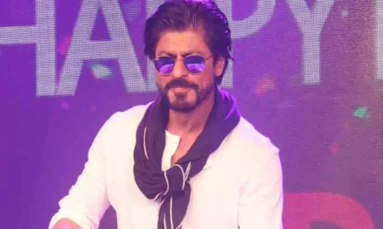 Shah Rukh Khan Regrets Not Doing THIS In His Deewana Entry Scene
