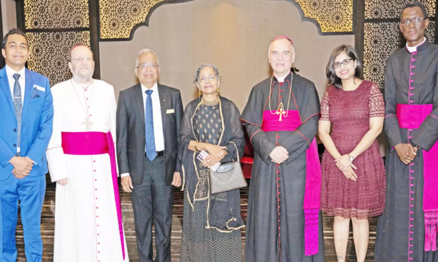 ഒമാനിലെ വത്തിക്കാൻ പ്രതിനിധിക്ക്​ സ്വീകരണം നൽകി