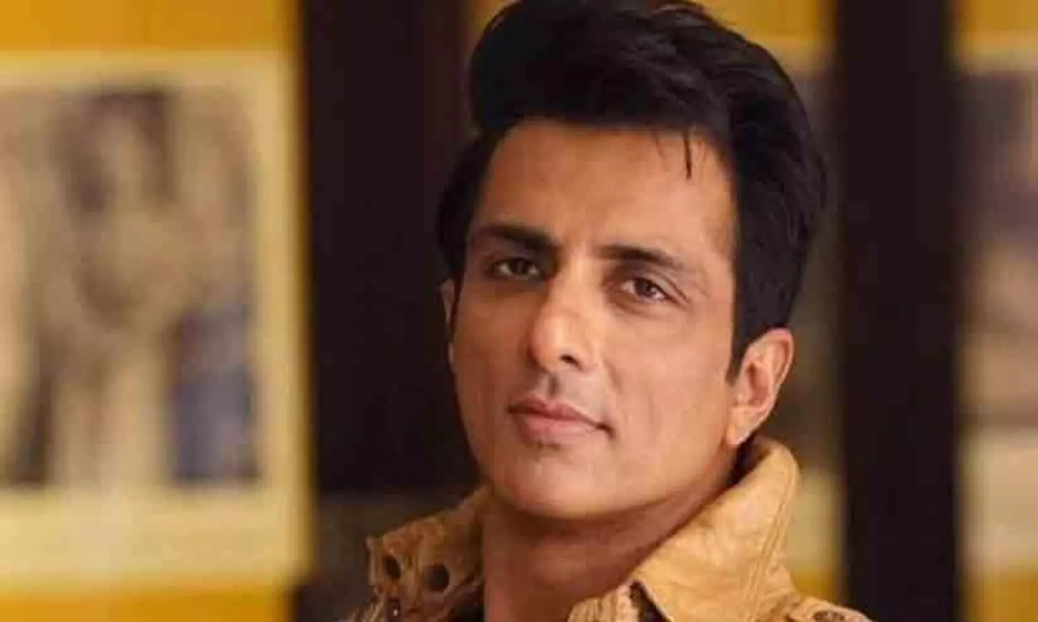 Sonu Soods fan calls him God, actor reply went viral I am just a common man