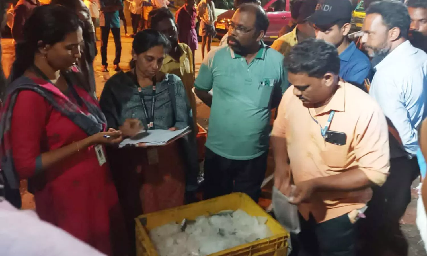 എല്ലാ ജില്ലകളിലും സ്‌പെഷ്യല്‍ സ്‌ക്വാഡുകള്‍ മഴക്കാല പ്രത്യേക പരിശോധന ശക്തമാക്കിയെന്ന് വീണ ജോര്‍ജ്