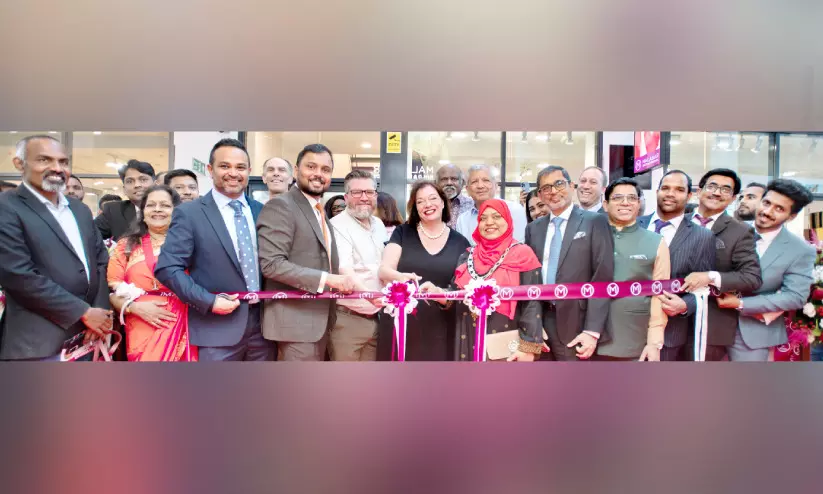 മ​ല​ബാ​ർ ഗോ​ൾ​ഡ് ആ​ൻ​ഡ്​ ഡ​യ​മ​ണ്ട്സ്​ ല​ണ്ട​ൻ ഷോ​റൂം ആ​രം​ഭി​ച്ചു