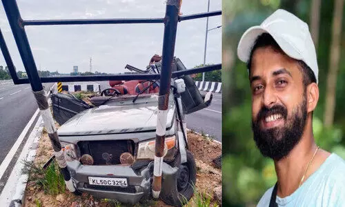 എ​ക്സ്പ്ര​സ് വേ​യി​ൽ വാ​ഹ​നാ​പ​ക​ടം;   മ​ല​യാ​ളി യു​വാ​വ് മ​രി​ച്ചു