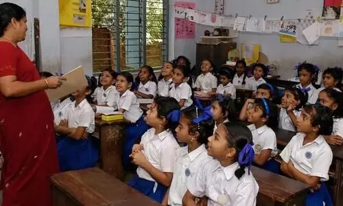 സ്‌കൂളുകളില്‍ 6043 അധിക തസ്തികകള്‍ സൃഷ്ടിക്കുന്നതിന് മന്ത്രിസഭായോഗം അനുമതി നൽകി