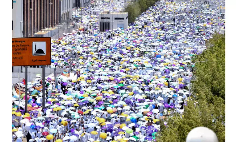 അറഫയിലലിഞ്ഞ് ഹാജിമാർ