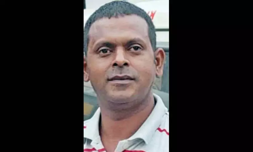 പള്ളി ഭണ്ഡാരം തകർത്ത് പണം കവർച്ച; യുവാവ് അറസ്റ്റിൽ പള്ളി ഭണ്ഡാരം തകർത്ത് പണം കവർച്ച; യുവാവ് അറസ്റ്റിൽ