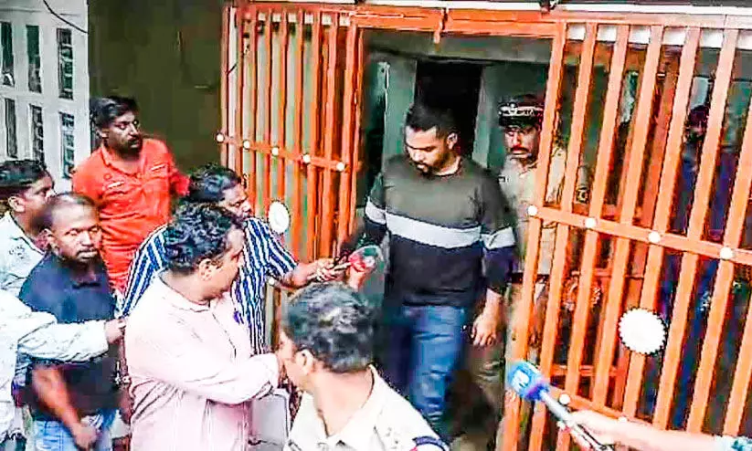 ഒറിയോൺ; വ്യാജ സർട്ടിഫിക്കറ്റ് മാഫിയയുടെ ഹബ് ഒറിയോൺ; വ്യാജ സർട്ടിഫിക്കറ്റ് മാഫിയയുടെ ഹബ്