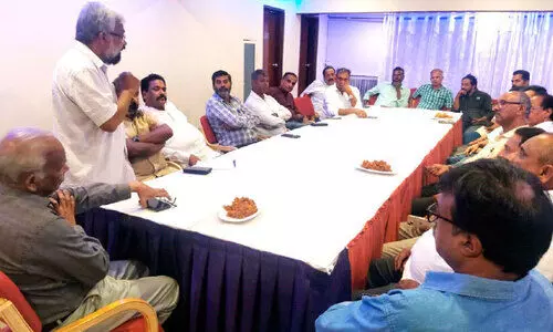 മ​ണി​പ്പൂ​ർ ജ​ന​ത​ക്ക് ഐ​ക്യ​ദാ​ർ​ഢ്യ​വു​മാ​യി ബം​ഗ​ളൂ​രു സെ​ക്കു​ല​ർ ഫോ​റം