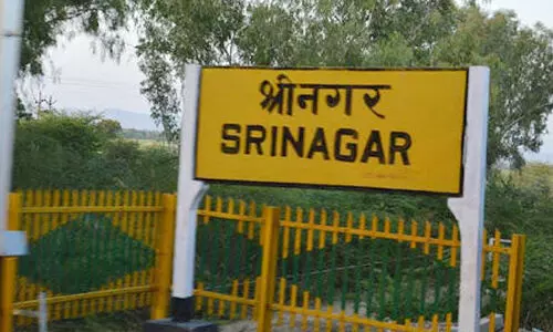 ശ്രീനഗർ ഈദ് ഗാഹിൽ പെരുന്നാൾ നമസ്കാരത്തിന് അനുമതിയില്ല
