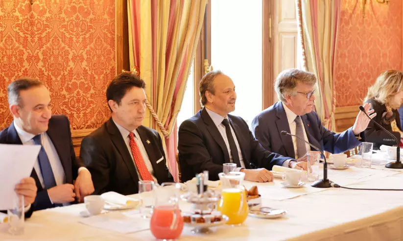 കുവൈത്ത് വിദേശകാര്യമന്ത്രി ശൈഖ് സലീം ഫ്രാൻസ് ഉന്നതരുമായി കൂടിക്കാഴ്ച നടത്തി