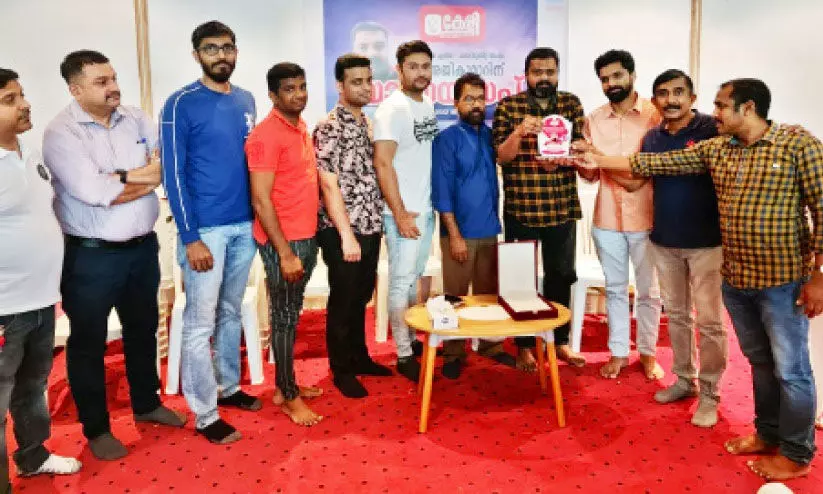 അജികുമാറിന് കേളി കലാസാംസ്കാരിക വേദി യാത്രയയപ്പ് നൽകി അജികുമാറിന് കേളി കലാസാംസ്കാരിക വേദി യാത്രയയപ്പ് നൽകി