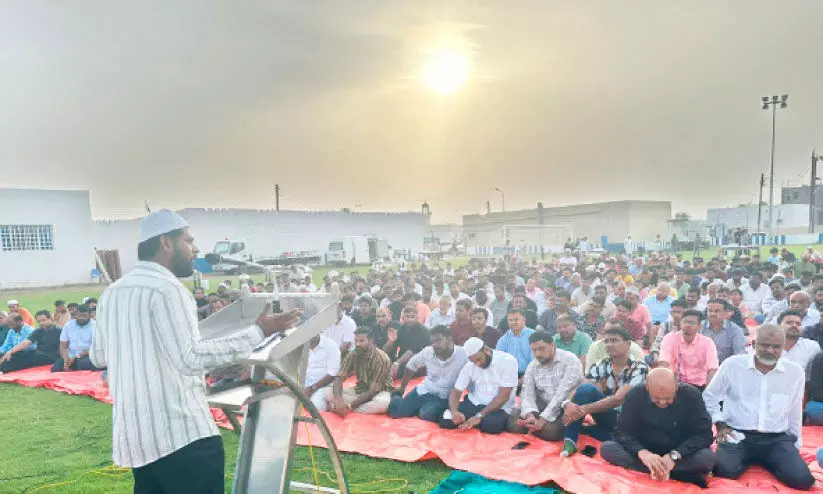 ആഘോഷപ്പൊലിമയിൽ ഒമാനിലെ ഈദ്ഗാഹുകൾ