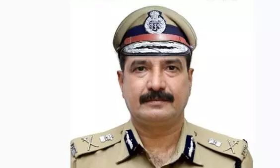 പുതിയ സംസ്ഥാന പൊലീസ് മേധാവി വെളളിയാഴ്ച വൈകീട്ട് ചുമതലയേല്ക്കും പുതിയ സംസ്ഥാന പൊലീസ് മേധാവി വെളളിയാഴ്ച വൈകീട്ട് ചുമതലയേല്ക്കും