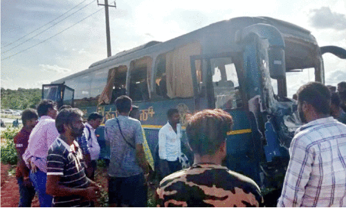 ബം​ഗ​ളൂ​രു-​മൈ​സൂ​രു എ​ക്സ്പ്ര​സ് വേ​യി​ൽ വീ​ണ്ടും അ​പ​ക​ടം; ഒ​രു മ​ര​ണം