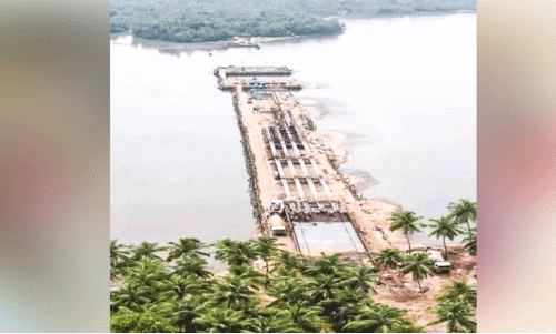 നാ​യ​ർ​തോ​ട് പാ​ലം നി​ർ​മാ​ണം ദ്രു​ത​ഗ​തി​യി​ൽ