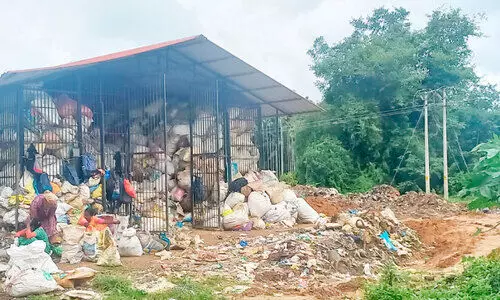 കാ​ക്ക​ത്തോ​ടി​ൽ മാ​ലി​ന്യ സം​സ്ക​ര​ണ പ്ലാ​ന്റ് നി​ർ​മി​ക്കാ​ൻ നീ​ക്കം നാ​ട്ടു​കാ​ർ പ്ര​വൃ​ത്തി ത​ട​ഞ്ഞു