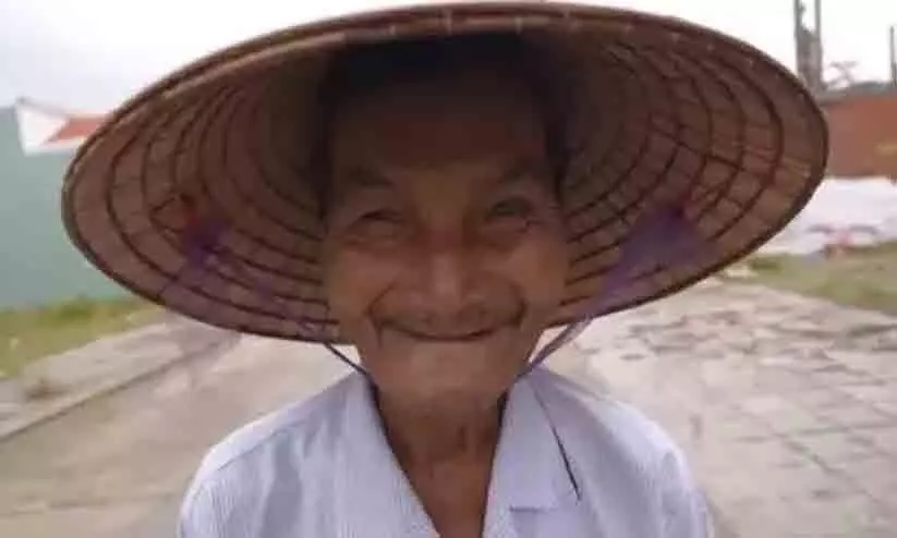 60 വർഷമായി ഉറങ്ങാതെ 80 വയസുകാരൻ; കാരണമ‍റിയാതെ ഡോക്ടർമാരും