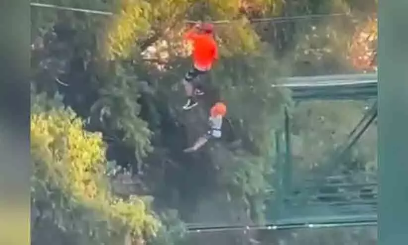 സിപ് ലൈനിൽ നിന്നും 40 അടി താഴ്ചയിലേക്ക് വീണ് ആറ് വയസുകാരൻ; ഞെട്ടിക്കുന്ന ദൃശ്യങ്ങൾ