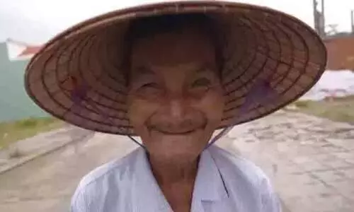 60 വർഷമായി ഉറങ്ങാതെ 80 വയസുകാരൻ; കാരണമ‍റിയാതെ ഡോക്ടർമാരും