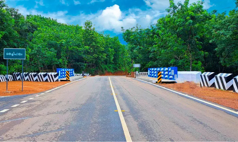പതിറ്റാണ്ടുകളുടെ കാത്തിരിപ്പിന് വിരാമം; തെച്ചി പാലം തിങ്കളാഴ്ച നാടിന് സമർപ്പിക്കും
