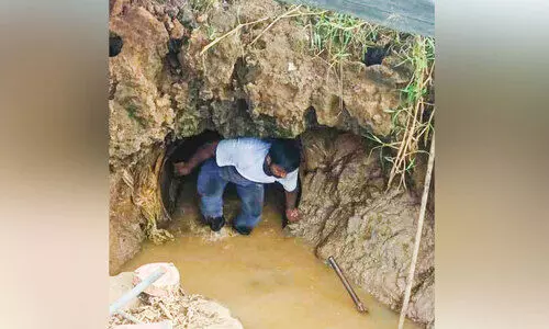 പൈപ്പ് മാറ്റിസ്ഥാപിക്കൽ പൂർത്തിയായില്ല; പെരുന്നാൾ ദിനത്തിലും കുടിവെള്ളമെത്തിയില്ല