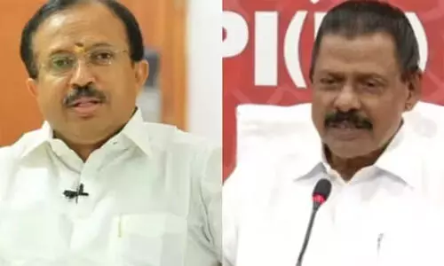 എം.വി ഗോവിന്ദന് ഒട്ടകപക്ഷിയുടെ സമീപനം; തല പുറത്തിട്ട് വസ്തുതകളോട് പ്രതികരിക്കണമെന്ന് വി.മുരളീധരൻ