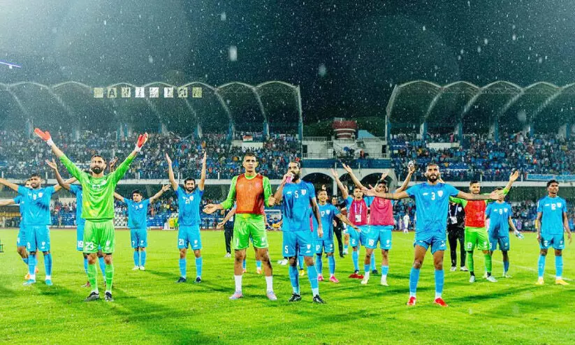 സാഫ് കപ്പിൽ ഇന്ത്യ ഫൈനലിൽ; ലബനാനെ വീഴ്ത്തിയത് പെനാൽറ്റി ഷൂട്ടൗട്ടിൽ സാഫ് കപ്പിൽ ഇന്ത്യ ഫൈനലിൽ; ലബനാനെ വീഴ്ത്തിയത് പെനാൽറ്റി ഷൂട്ടൗട്ടിൽ