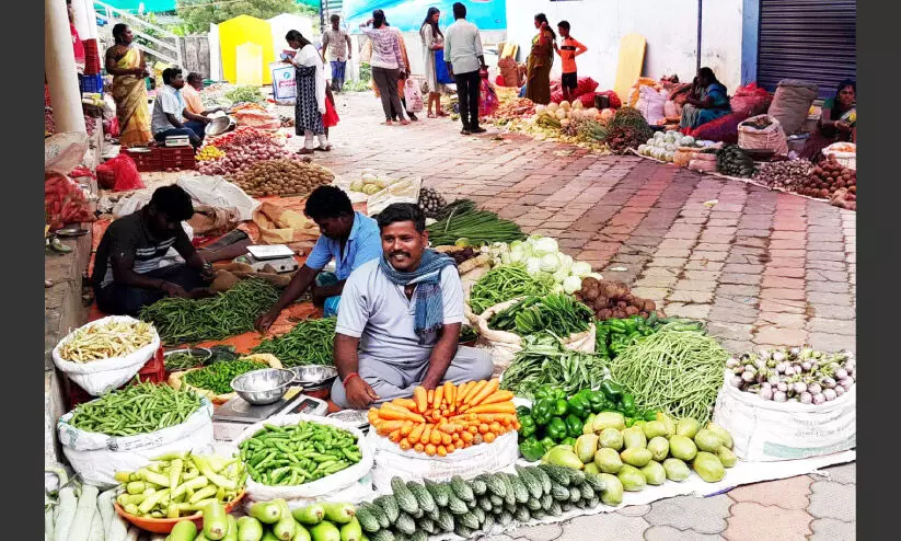 kumily vegetable market