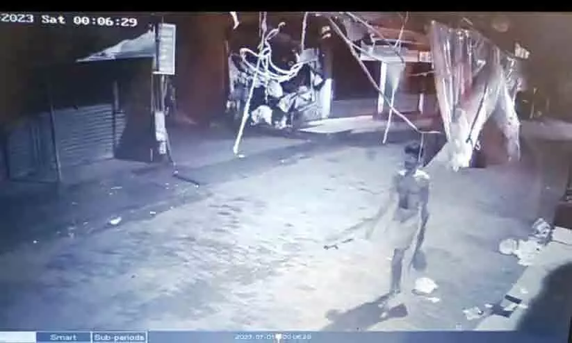 Theft at shops in Haji Road Theft at shops in Haji Road