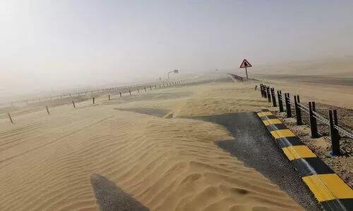 ഹൈ​മ-​തും​റൈ​ത്ത്​ റോ​ഡി​ൽ പൊ​ടി​ക്കാ​റ്റ്​: ജാ​ഗ്ര​ത പാ​ലി​ക്ക​ണ​മെ​ന്ന്​ ആ​ർ.​ഒ.​പി