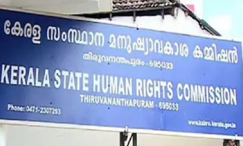 വ്യാജ ലഹരിക്കേസിൽ പ്രതിയാക്കി ജയിലിലടച്ച സംഭവത്തിൽ മനുഷ്യാവകാശ കമീഷൻ കേസെടുത്തു വ്യാജ ലഹരിക്കേസിൽ പ്രതിയാക്കി ജയിലിലടച്ച സംഭവത്തിൽ മനുഷ്യാവകാശ കമീഷൻ കേസെടുത്തു