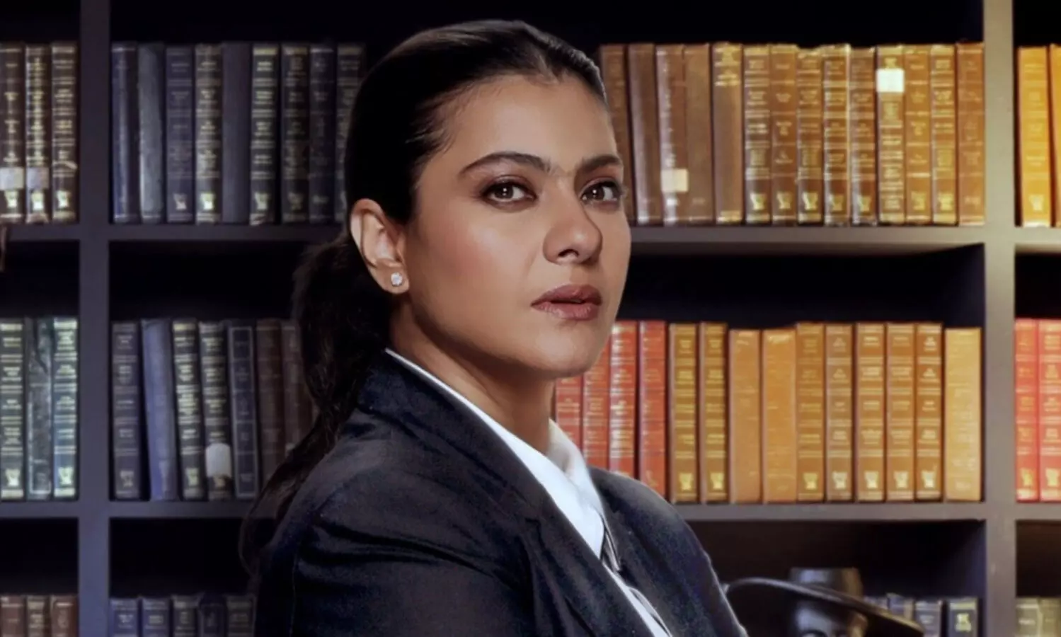 നല്ല ഭാര്യയായി കജോൾ എത്തുമ്പോൾ