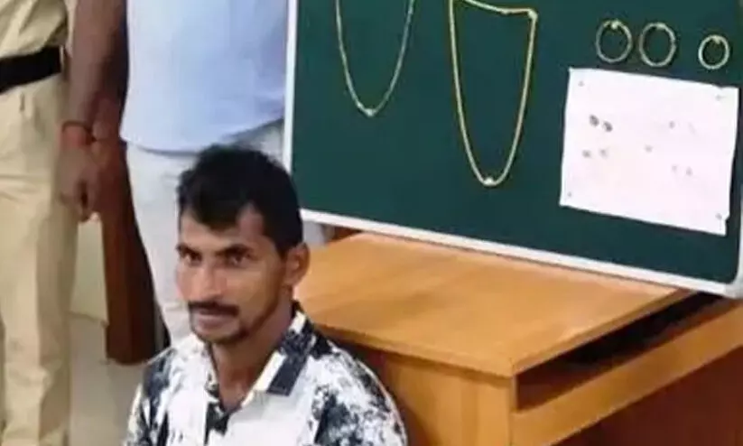 മൂകാംബിക ക്ഷേത്രത്തിൽ വെച്ച് 12 പവൻ കവർന്ന യുവാവ് അറസ്റ്റിൽ