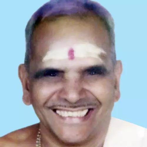 ആ​ര്യ​ൻ ന​മ്പൂ​തി​രി