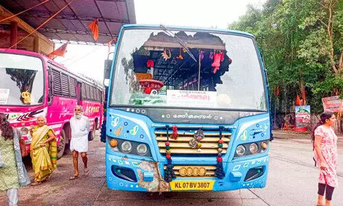 സ്വകാര്യ ബസുകൾ തകര്‍ത്തു; നാലുമുതൽ സർവിസ്​ നിർത്തിവെക്കും