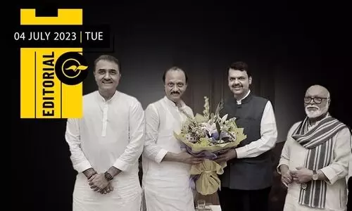 ഇതിനെയാണോ ജനാധിപത്യമെന്ന് വിളിക്കേണ്ടത്? ഇതിനെയാണോ ജനാധിപത്യമെന്ന് വിളിക്കേണ്ടത്?