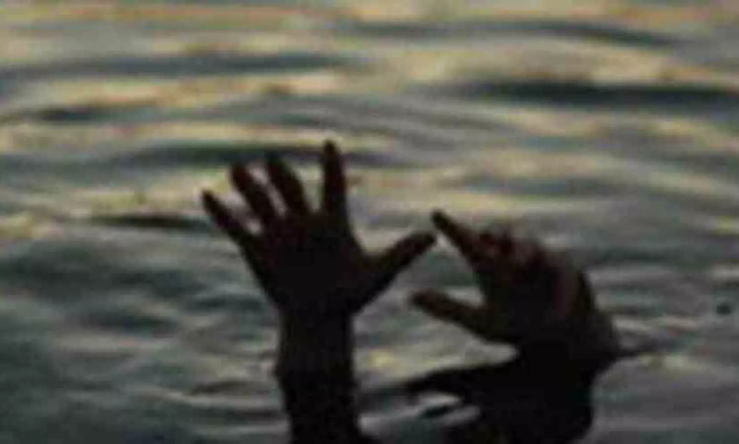 ഇടുക്കി തൊമ്മൻകുത്ത് രണ്ടു പേർ മുങ്ങി മരിച്ചു