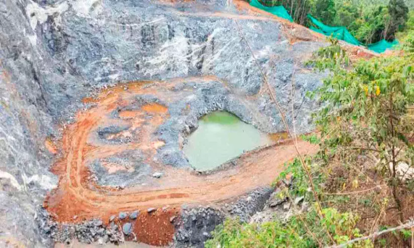 പ്രതിഷേധങ്ങൾക്ക് പുല്ലുവില; തങ്കമല ക്വാറിയിൽ ഖനനം തകൃതി