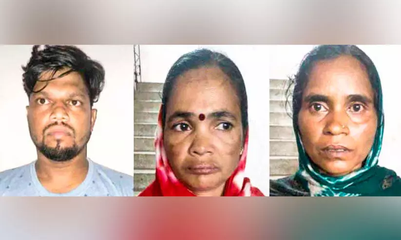 ഏഴര കിലോ കഞ്ചാവുമായി സ്ത്രീകൾ ഉൾപ്പടെ നാലുപേർ പിടിയിൽ ഏഴര കിലോ കഞ്ചാവുമായി സ്ത്രീകൾ ഉൾപ്പടെ നാലുപേർ പിടിയിൽ