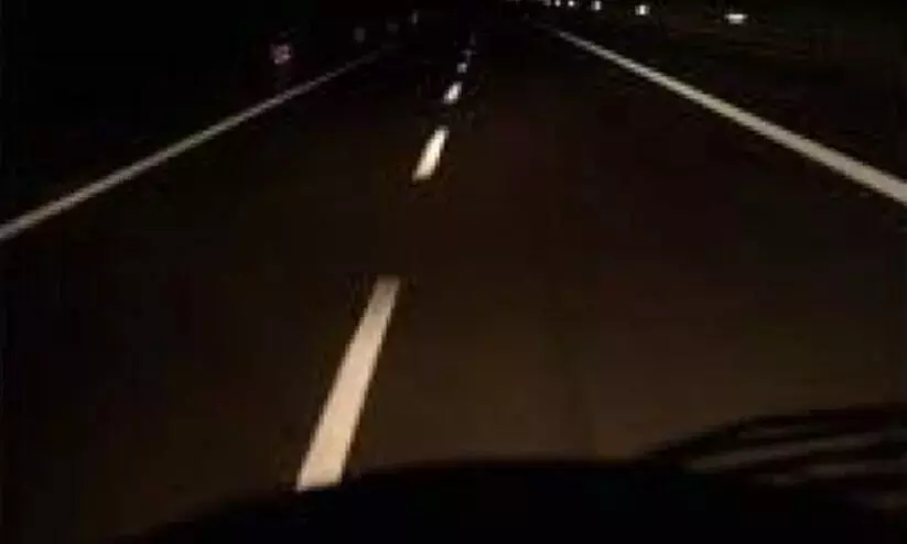 കണ്ണൂരിൽ മലയോരത്ത് രാത്രിയാത്ര വിലക്ക്; വിനോദസഞ്ചാരത്തിനും നിയന്ത്രണം കണ്ണൂരിൽ മലയോരത്ത് രാത്രിയാത്ര വിലക്ക്; വിനോദസഞ്ചാരത്തിനും നിയന്ത്രണം