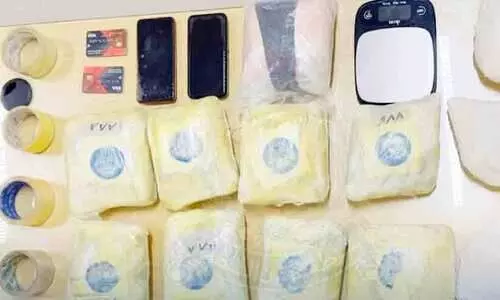 മ​യ​ക്കു​മ​രു​ന്നു​മാ​യി നാ​ല്​ വി​ദേ​ശി​ക​ൾ പി​ടി​യി​ൽ